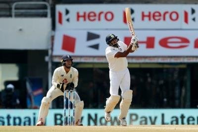2nd Test: India lead crosses 400, Ashwin unbeaten on 68 (Tea)