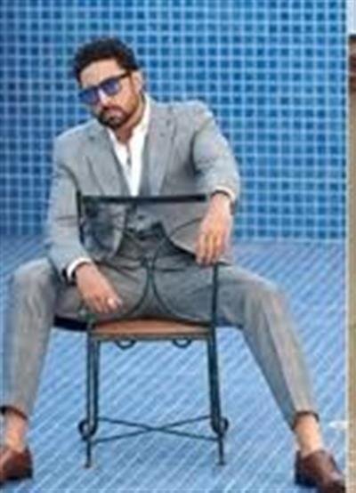 Abhishek Bachchan begins shooting in Agra jail for 'Dasvin'