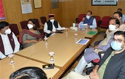 Himachal Chief Minister reviews Covid-19 situation in Kangra District
