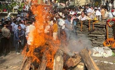 Virbhadra Singh cremated with full state honours at a Rampur crematorium