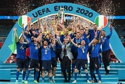 Italy beat England in penalties to win Euro 2020