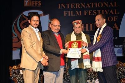 Government taking effective steps to attract film industry in Himachal: CM