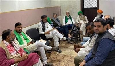 SKM likely to wind up year long farmers agitation after center's consent to accept all demands