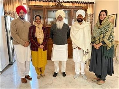 Dera Beas Chief Baba Gurinder Singh Dhillon calls on Punjab CM Channi