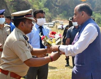 CM congratulated Police College for achieving Union Home Minister Trophy
