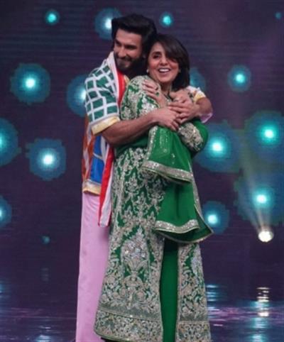 'A memory of a lifetime' for Ranveer Singh as he grooves with Neetu Kapoor