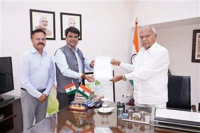 Punjab Gau Sewa Commission Chairman calls on Governor