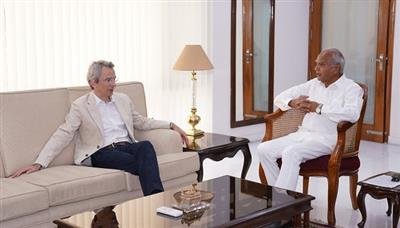 French Ambassador meets Punjab Governor, assures support in conservation of Chandigarh heritage