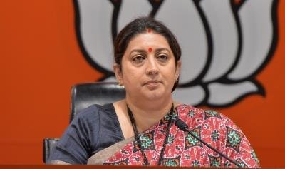 Smriti Irani to give election tips to 'tridev' in Kangra today