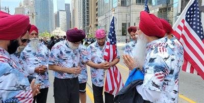 Chicago Sikhs participate in memorial day parade and ceremonies