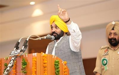 Punjab CM secures Rs.2800 Cr worth benefits for Punjab from center includes Rs.1760 Cr pending RDF payments