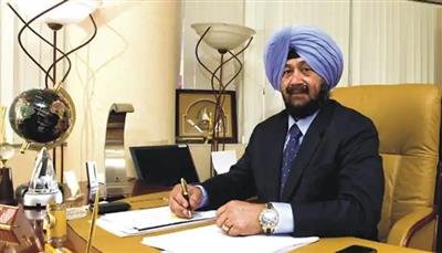 NRI philanthropist SPS Oberoi provides flood relief of 30000 pounds to ailing Pakistanis