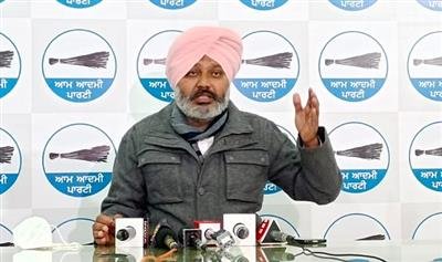 Punjab Finance Minister seeks Union Government support for amalgamation of DCCBS with PSCB