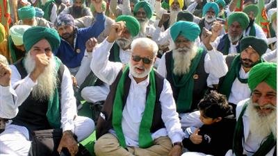 Punjab, Haryana farmers stage protest; demand MSP on all crops