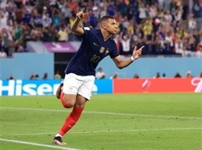 FIFA World Cup: Mbappe's brace helps France beat Denmark 2-1, become first team to reach knockout stage