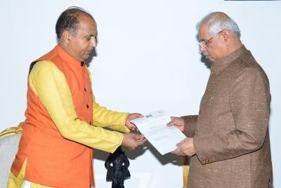 Himachal CM submits resignation to Governor