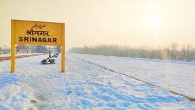 Sunshine greets J&K after 5 days of inclement weather