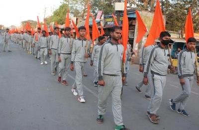 On Valentine's Day, Bajrang Dal turns moral police in UP