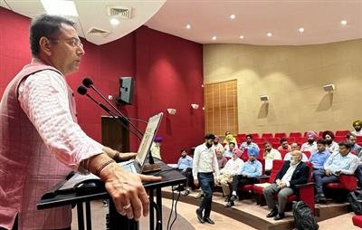 Constitute working group to formulate CBG policy and submit report by Amril end: Aman Arora asks officials