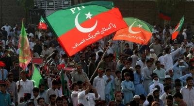 Proclamation of emergency in Pakistan provinces remains an option