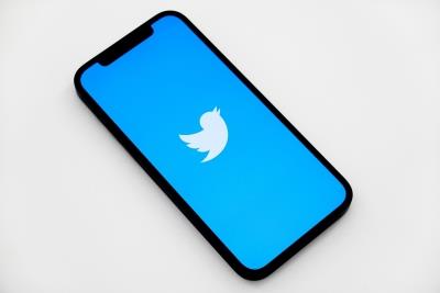 Twitter to add 15-sec forward, back buttons along with pic in pic mode