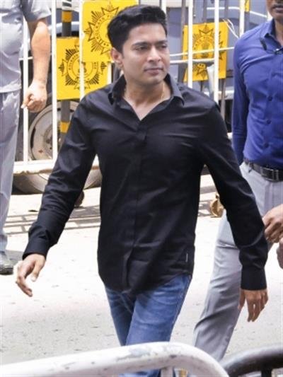 SC refuses to stay ED, CBI probe against Abhishek Banerjee in Bengal recruitment case
