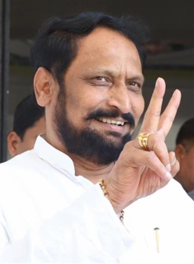 No one is a sage in politics, says ex-K'taka Dy CM Laxman Savadi