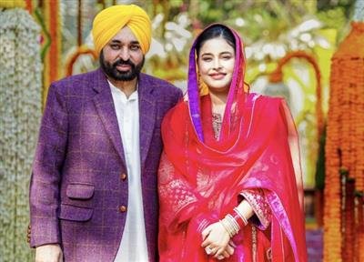 Punjab CM Bhagwant Mann and Dr. Gurpreet Kaur celebrate their first marriage anniversary today