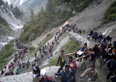 Over 1 lakh pilgrims perform Amarnath Yatra