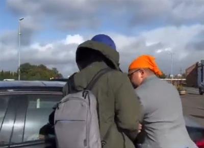 Indian envoy stopped from entering Glasgow gurdwara, 'disgraceful incident' reported to FDCO, police: Indian mission (2nd Lead)