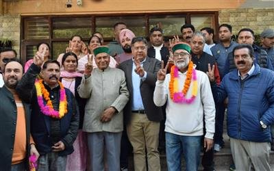 Gopal Nag became mayor of Palampur and Rajkumar became deputy mayor unanimously.