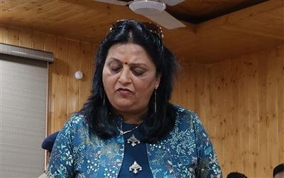 Neenu Sharma defeats BJP candidate to become new Mayor of Dharamshala Municipal Corporation