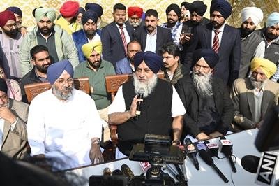 Delhi Sikh leader Manjit Singh G.K. rejoins Akali Dal(Badal)