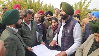 Laljit Bhullar reclaims 85 acres of encroched Panchayat land in village Harnampur