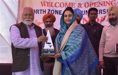 Harsimrat Badal asks AAP govt to bring in legislation to procure all 23 crops on MSP