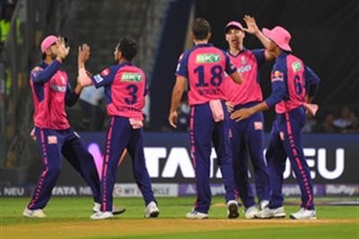 IPL 2024: Shane Bond hails RR bowler's "collective effort" in restricting MI on below-par score