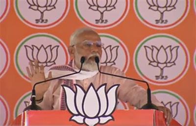 Congress deprived families of soldiers from 'One Rank One Pension', says PM Modi