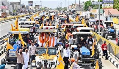 Sukhbir S Badal condemns BJP-AAP anti farmer alliance