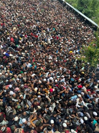 Over one lakh devotees throng Baba Nagri shrine in J&K’s Ganderbal District on annual Urs