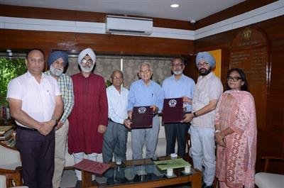 Guru Nanak Dev University Amritsar signs MOU with Airports Authority of India (AAI) for Student Internship Program