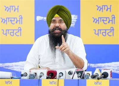Sunil Jakhar’s silence on drug smuggling in Punjab from Gujarat and Maharashtra Ports is questionable: Malvinder Kang