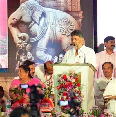 Excluding names of Deve Gowda & Kumaraswamy from invite list a mistake, says K’taka DyCM