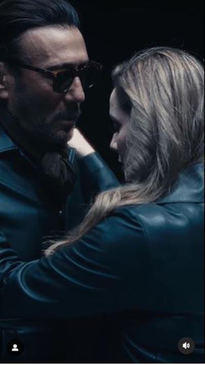 Neelam, Jackie Shroff team up after three decades for romantic song 'Tu'