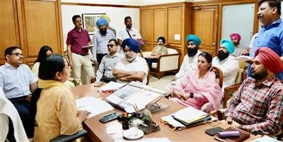 Social Justice Minister Dr. Baljit Kaur holds meeting with Reservation Chor Fado Morcha