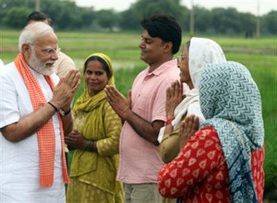 PM Modi interacts with farmers, says committed to working at triple the speed in 3rd term