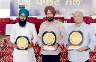 Punjab Vet Varsity confers Chief Minister Award to three progressive farmers