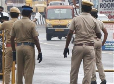 TN Police & Forest Department ask villagers in Jawadhu hills to surrender illegal firearms