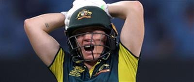 Women's T20 WC: Australia beat Pakistan to remain perfect with three in three but suffer injuries
