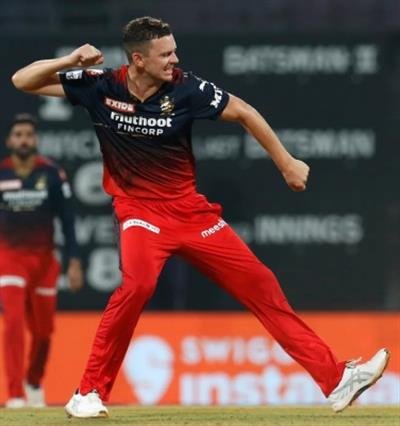 RCB's Hazlewood & Bhuvneshwar terms 'first-ever IPL outing at Chinnaswamy' a special homecoming