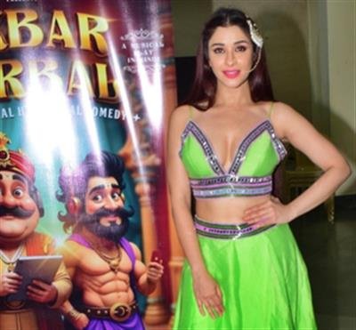 Nyrraa Banerji trains in Kathak to bring modern Anarkali to life in ‘Akbar Birbal’